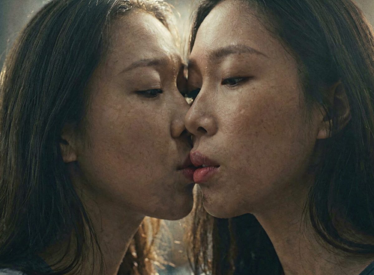深情拥吻的浪漫瞬间